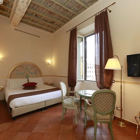 Residenza Gens Julia Bed & Breakfast Rome Bagian luar foto