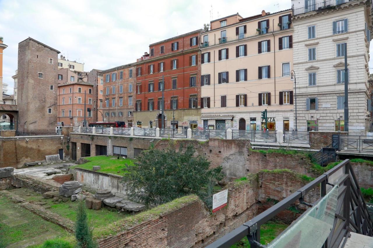 Residenza Gens Julia Bed & Breakfast Rome Bagian luar foto