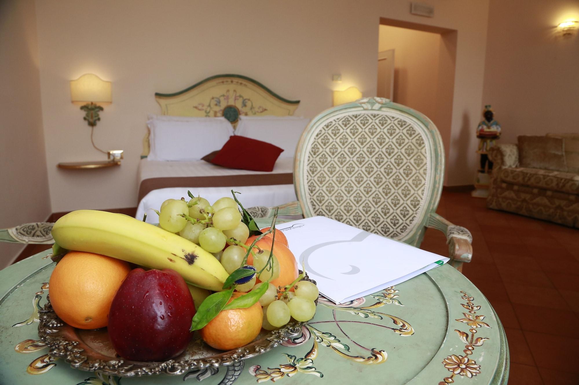 Residenza Gens Julia Bed & Breakfast Rome Bagian luar foto