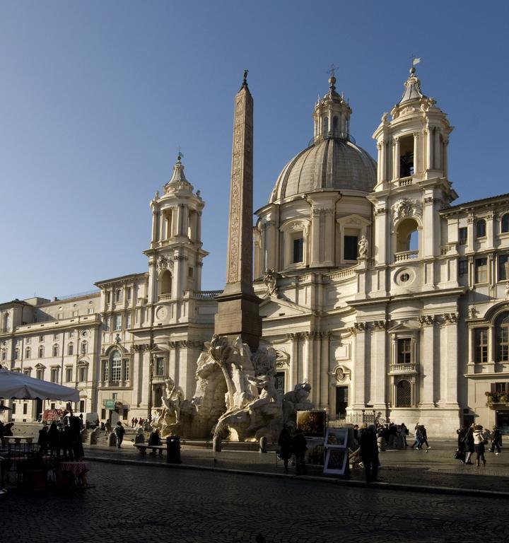 Residenza Gens Julia Bed & Breakfast Rome Bagian luar foto